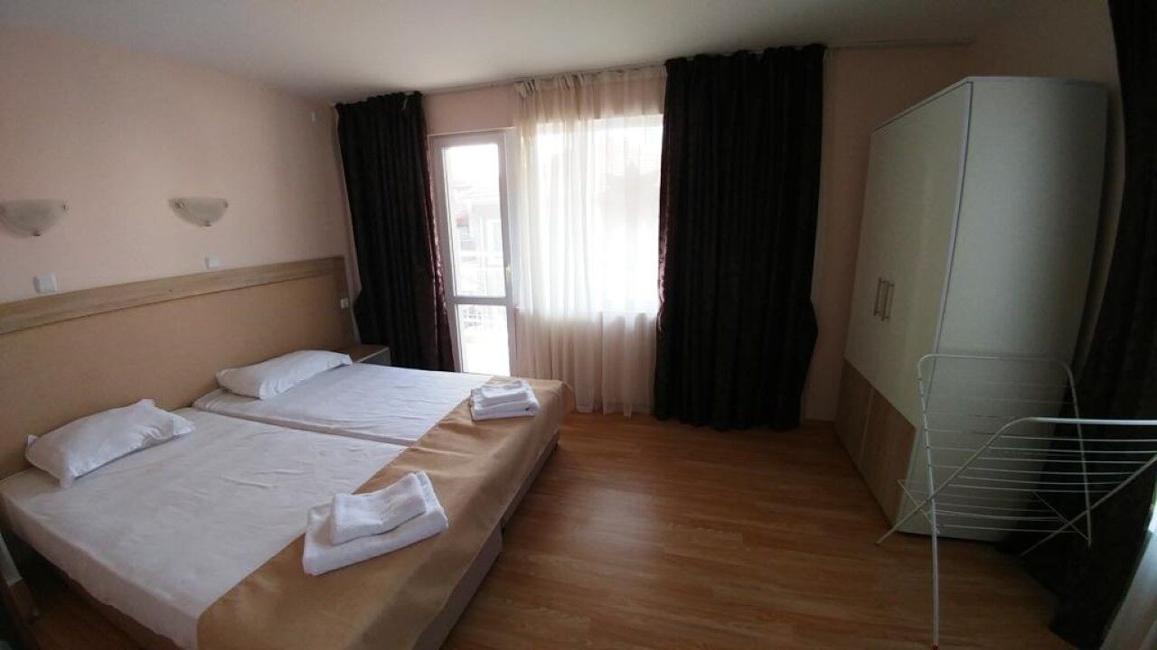 Palace De Luxe Apartments Pomorie Exterior photo